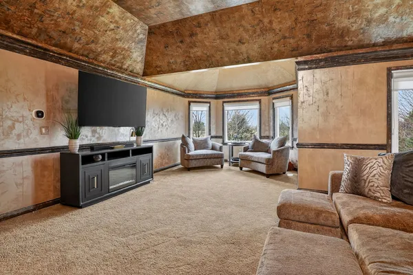 $1,199,000 | 1 Crenshaw Court, Bolingbrook, IL 60490