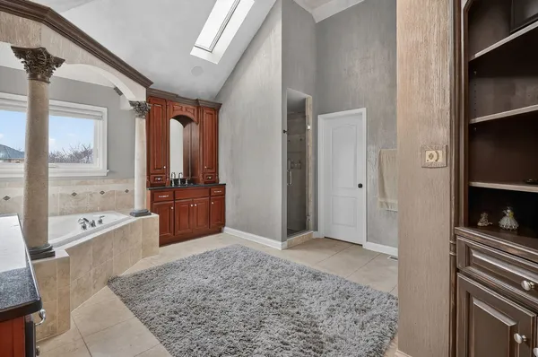 $1,199,000 | 1 Crenshaw Court, Bolingbrook, IL 60490