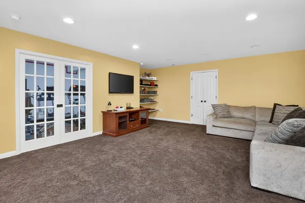 $1,300,000 | 1 Crenshaw Court, Bolingbrook, IL 60490