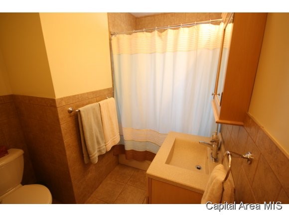 2216 South 10th Street Springfield, IL 62703 - Photo 10 of 24