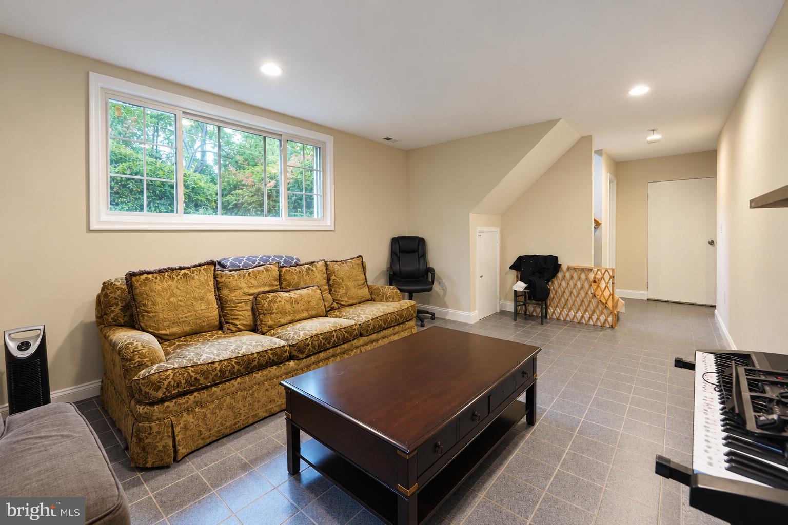 11103 Bybee Street Silver Spring, MD 20902 - Photo 39 of 66 Gallery Image 39