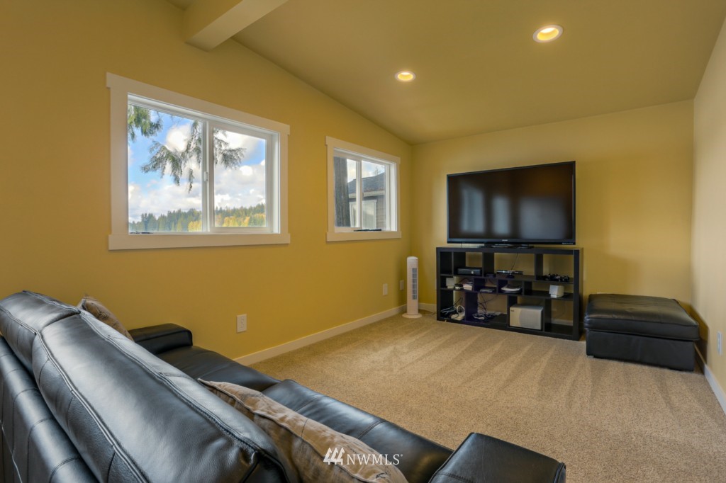 24217 South Lake Roesiger Road Snohomish, WA 98290 - Photo 13 of 22