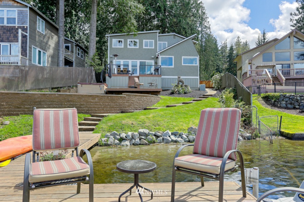 24217 South Lake Roesiger Road Snohomish, WA 98290 - Photo 3 of 22