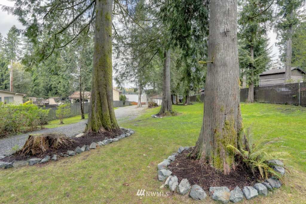 24217 South Lake Roesiger Road Snohomish, WA 98290 - Photo 21 of 22