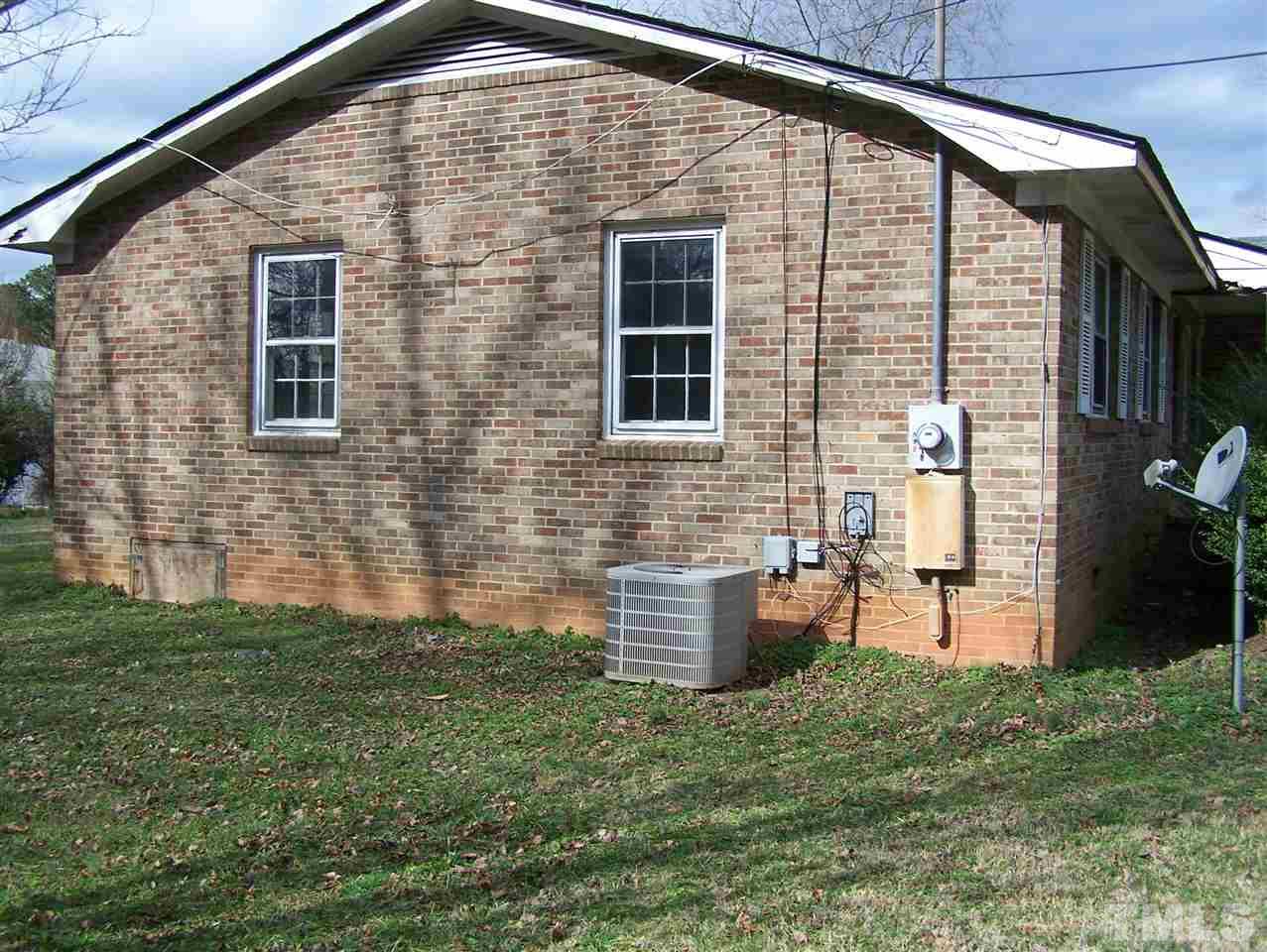 1215 Alpha Road Henderson, NC 27536 - Photo 8 of 25 Gallery Image 8