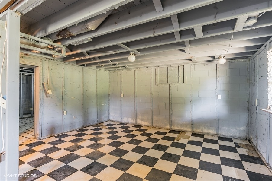 24265 Spring Creek Road Washington, IL 61571 - Photo 16 of 25 Gallery Image 16