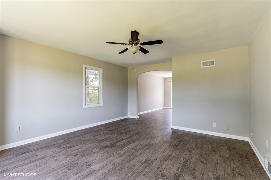 24265 Spring Creek Road Washington, IL 61571 - Photo 5 of 25 Gallery Image 5