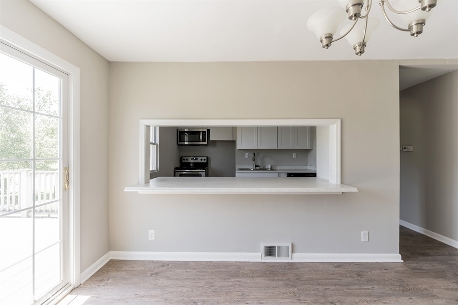 24265 Spring Creek Road Washington, IL 61571 - Photo 9 of 25 Gallery Image 9