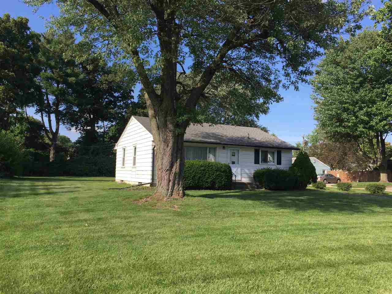 19825 Kern Road South Bend, IN 46614 - Photo 2 of 18 Gallery Image 2