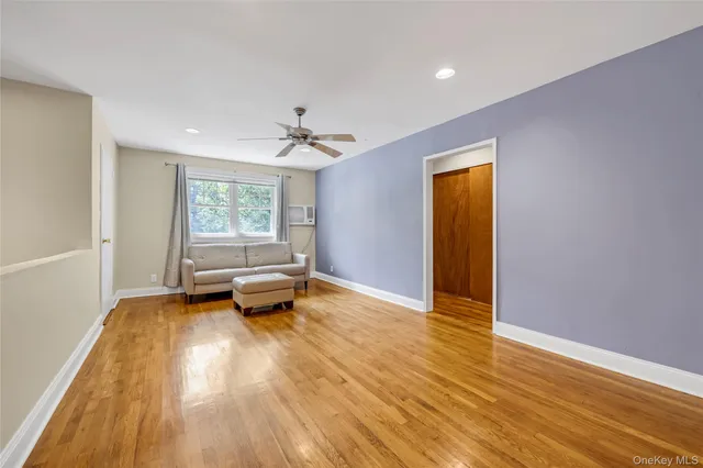 $268,000 | 226-09 Union Turnpike, Unit B | Oakland Gardens