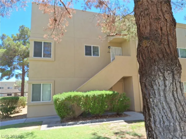 $1,215 | 1802 North Decatur Boulevard, Unit 203, Las Vegas, NV 89108