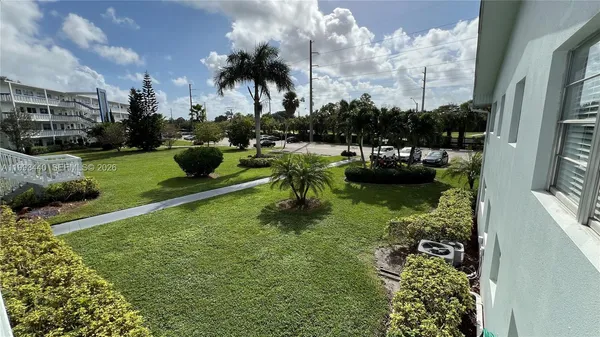 $1,350 | 306 Newport T, Unit 306, Deerfield Beach, FL 33442