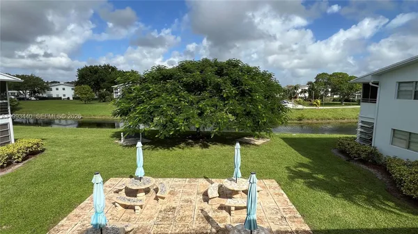 $1,350 | 306 Newport T, Unit 306, Deerfield Beach, FL 33442