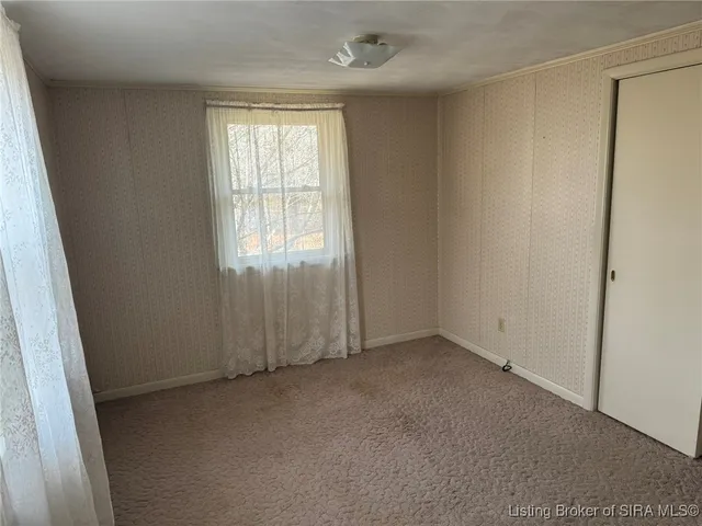 $192,500 | 1127 South Thompson Road, Lexington, IN 47138