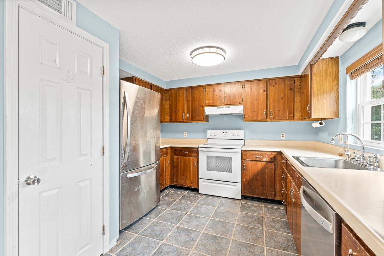 53 East Ridge Road, Unit B Merrimack, NH 03054 - Photo 28 of 29