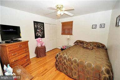 406 North Rolling Road Baltimore, MD 21228 - Photo 22 of 29 Bedroom