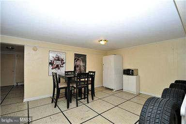 406 North Rolling Road Baltimore, MD 21228 - Photo 25 of 29 Basement