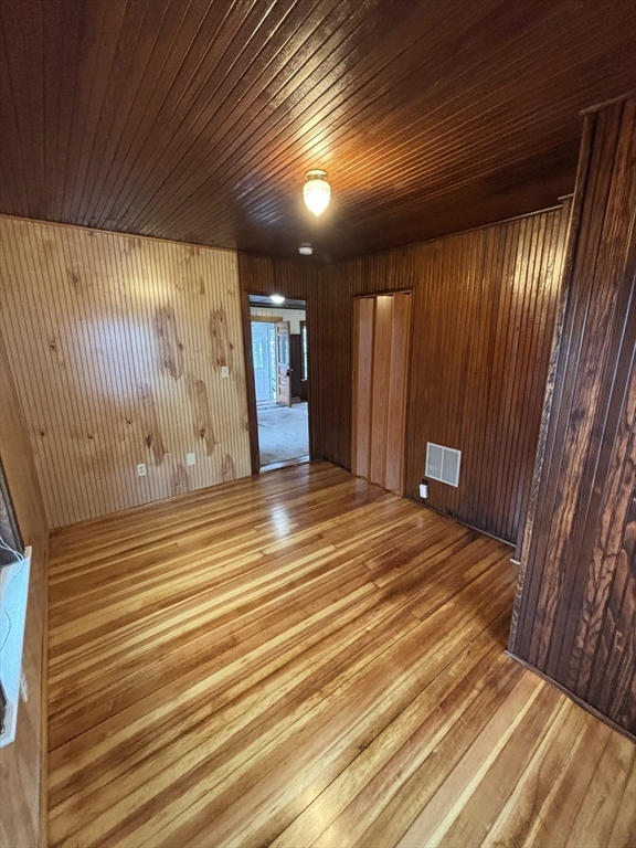 34 Maple Avenue, Unit 2 Nahant, MA 01908 - Photo 4 of 8