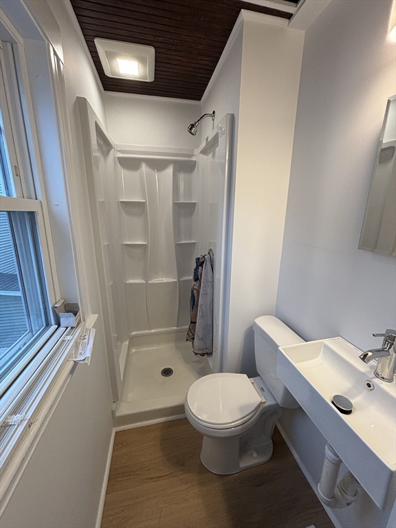 34 Maple Avenue, Unit 2 Nahant, MA 01908 - Photo 6 of 8