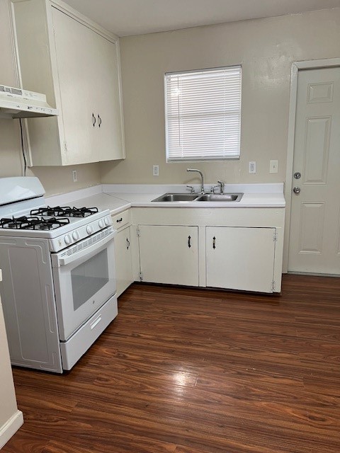 12205 Almeda Genoa Road Houston, TX 77034 - Photo 3 of 9 kitchen