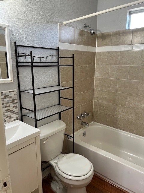 12205 Almeda Genoa Road Houston, TX 77034 - Photo 6 of 9 Bathroom