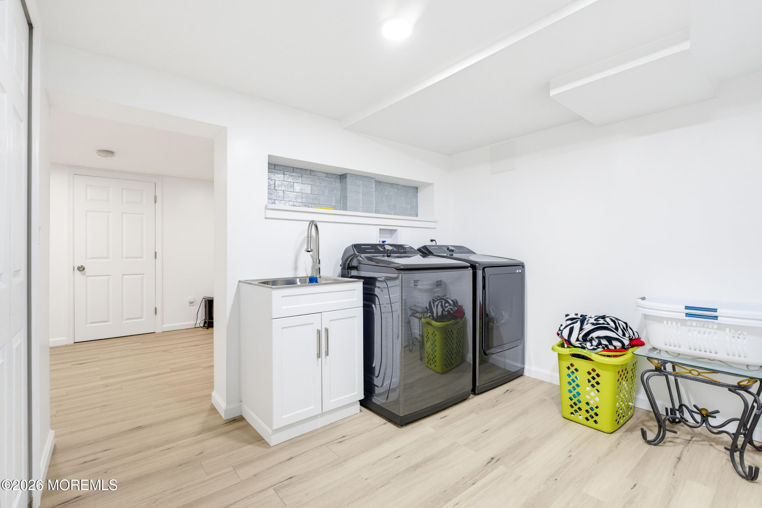 125 Higgins Road Matawan, NJ 07747 - Photo 36 of 52 33_therealdealstudio-26