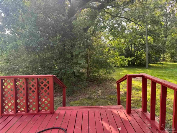 $139,000 | 11150 Highway 97, Walnut Hill, FL 32568