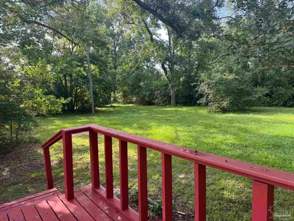 $139,000 | 11150 Highway 97, Walnut Hill, FL 32568