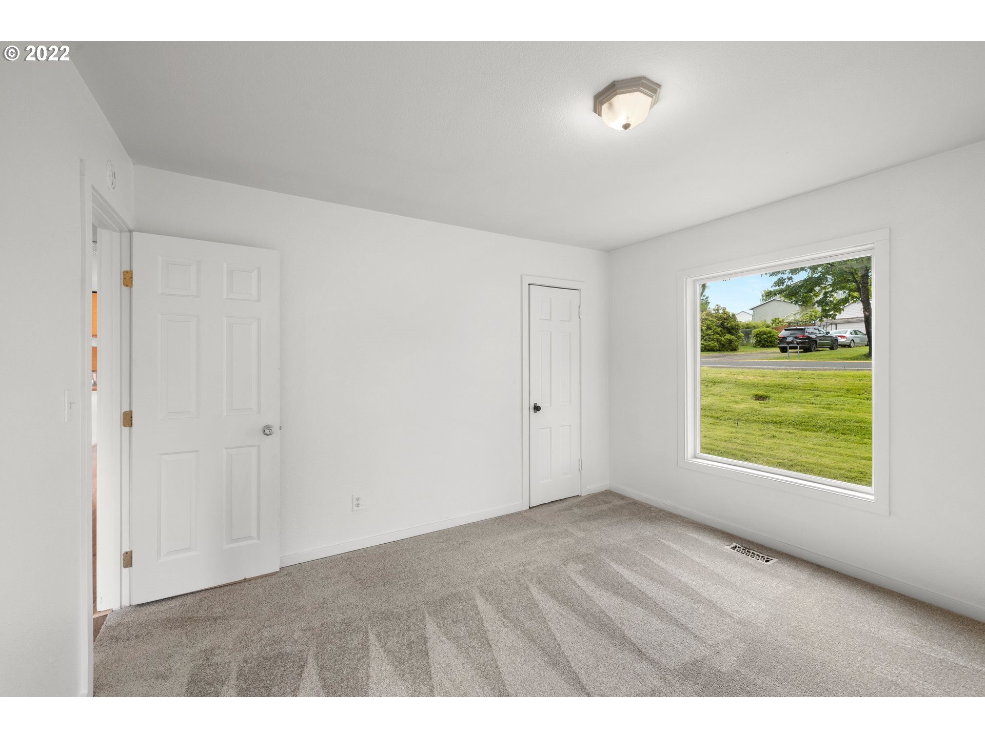 785 Southeast Williams Road Gresham, OR 97080 - Photo 19 of 32 Bedroom