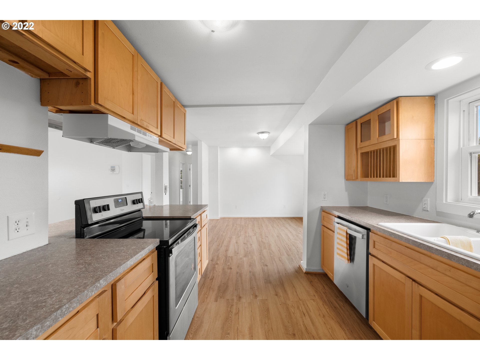 785 Southeast Williams Road Gresham, OR 97080 - Photo 10 of 32 Gallery Image 10