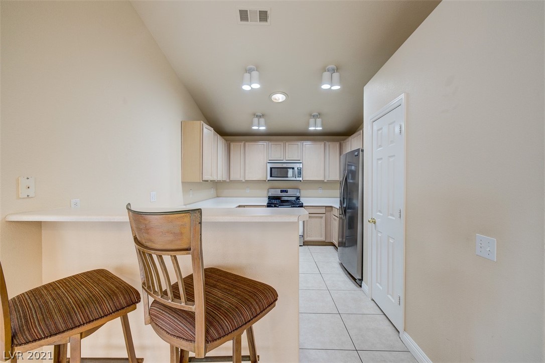2160 Hidden Ranch Terrace Henderson, NV 89052 - Photo 8 of 40