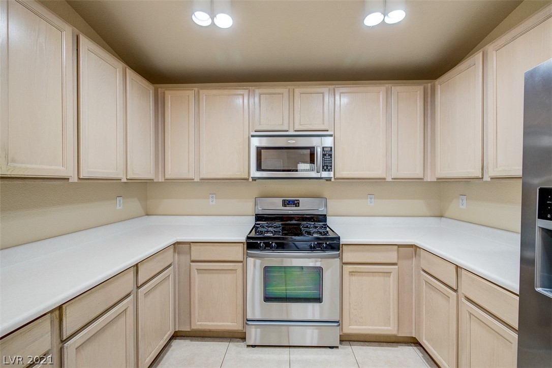 2160 Hidden Ranch Terrace Henderson, NV 89052 - Photo 10 of 40