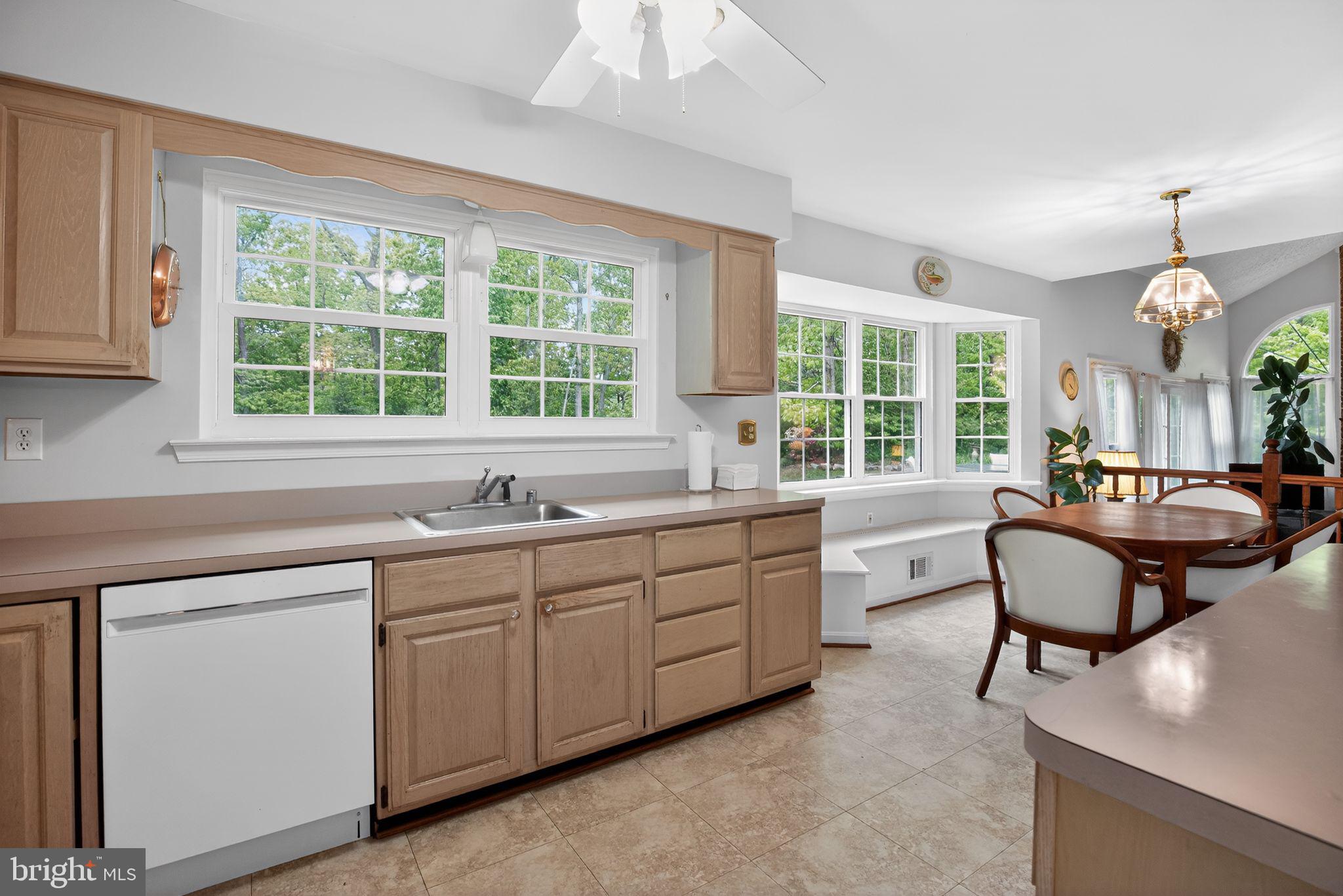 960 Dalrymple Road Sunderland, MD 20689 - Photo 16 of 51 Kitchen