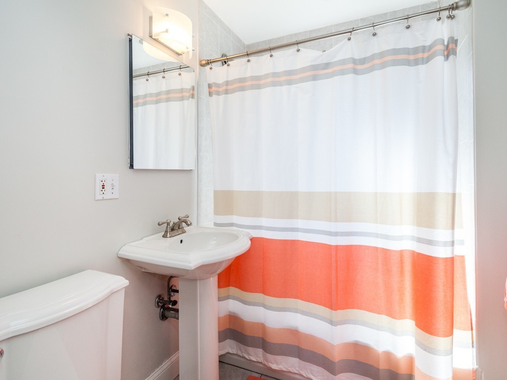 149 Hillside Road, Unit 2 Watertown, MA 02472 - Photo 10 of 19 Gallery Image 10
