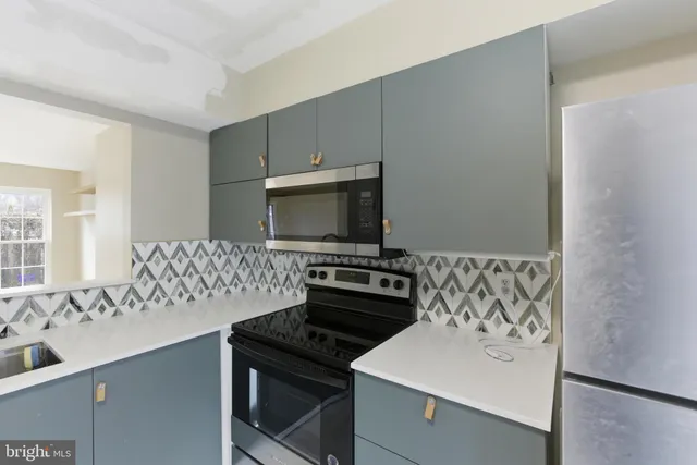 $2,495 | 14804 London Lane, Bowie, MD 20715