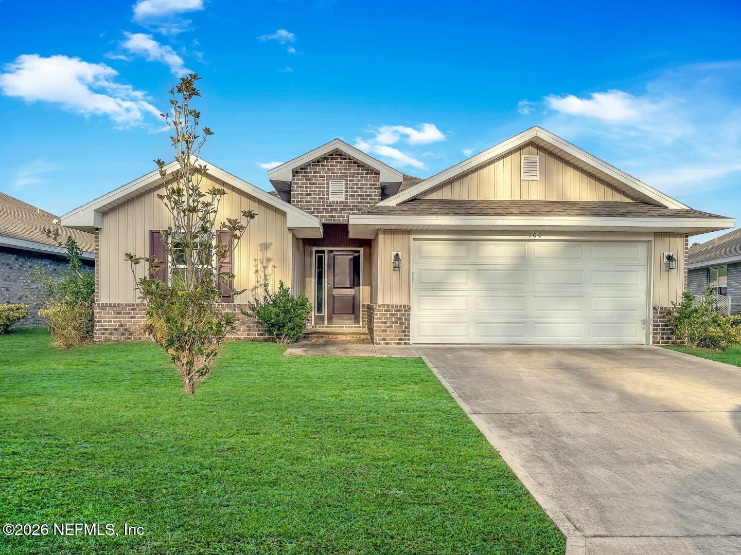100 Rivertown Road Palm Coast, FL 32137 - Photo 2 of 25 Front View