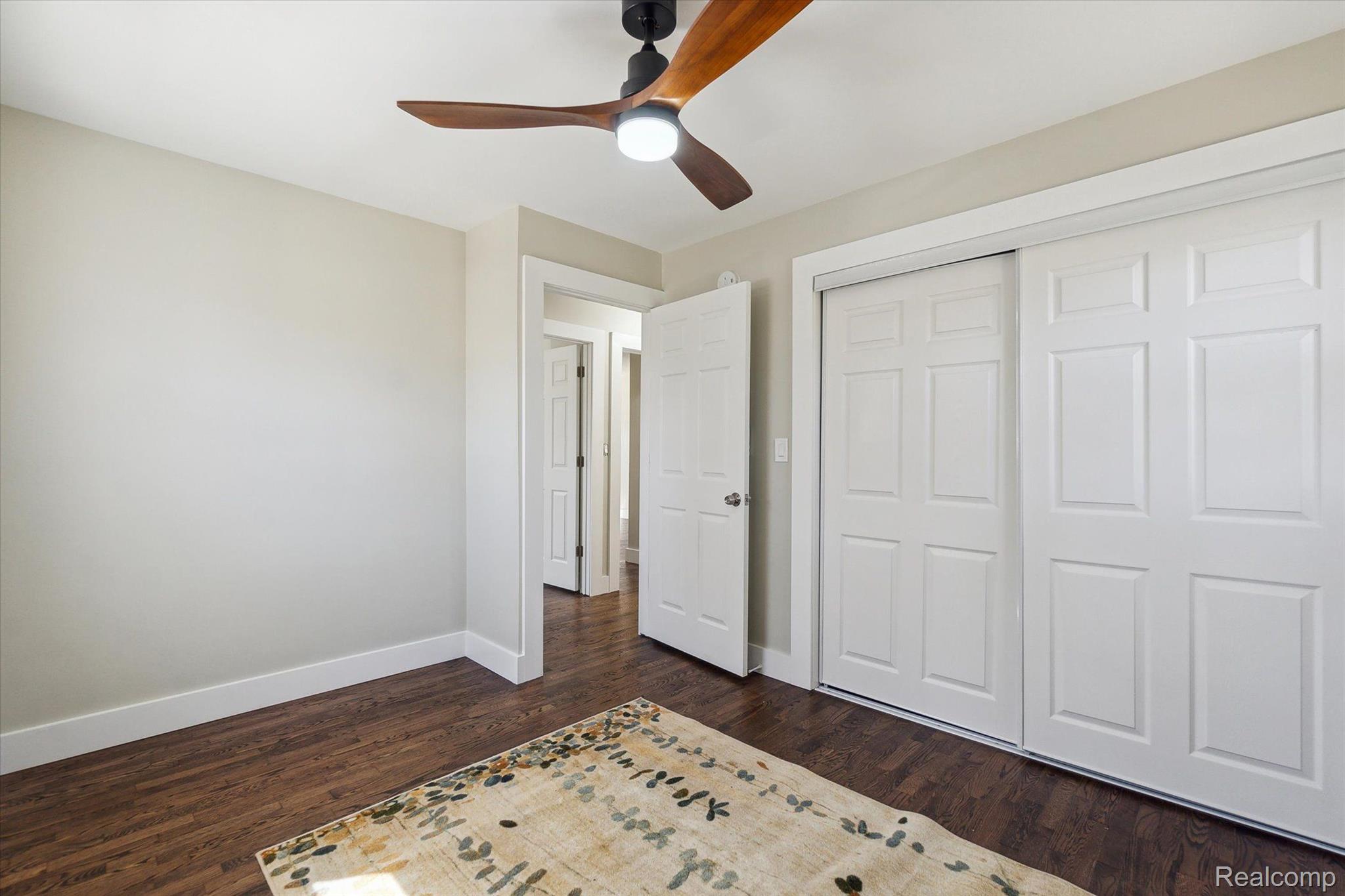 6174 East River Road Flushing, MI 48433 - Photo 18 of 28