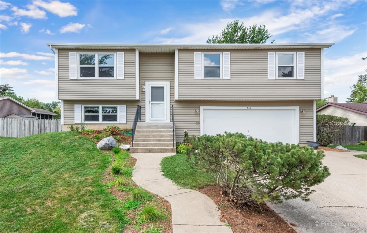 530 White Birch Road Lindenhurst, IL 60046 - Photo 1 of 33