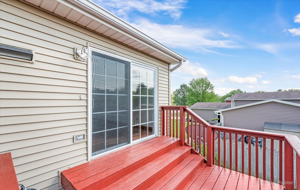 530 White Birch Road Lindenhurst, IL 60046 - Photo 25 of 33