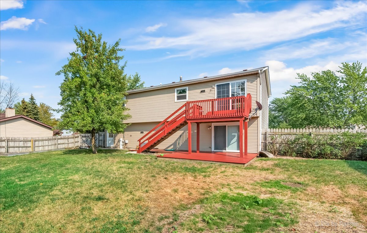 530 White Birch Road Lindenhurst, IL 60046 - Photo 28 of 33