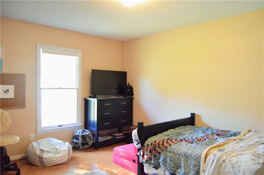 1817 Rivertrace Point High Point, NC 27265 - Photo 11 of 25 Gallery Image 11