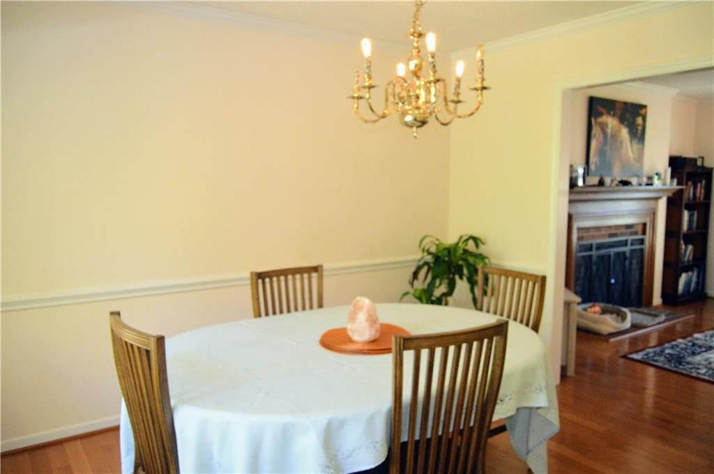1817 Rivertrace Point High Point, NC 27265 - Photo 4 of 25 Gallery Image 4