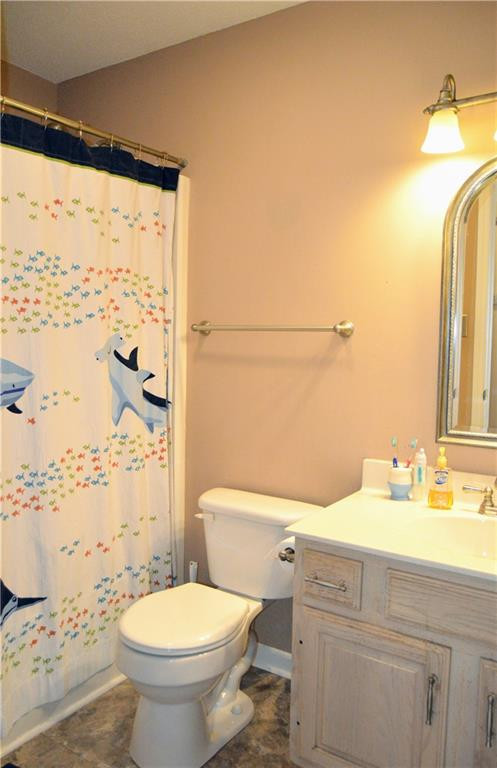 1817 Rivertrace Point High Point, NC 27265 - Photo 7 of 25 Gallery Image 7