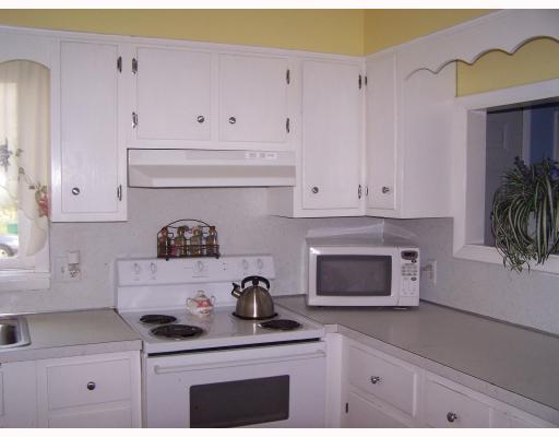 1068 Rutledge Road Transfer, PA 16154 - Photo 7 of 8 Kitchen.