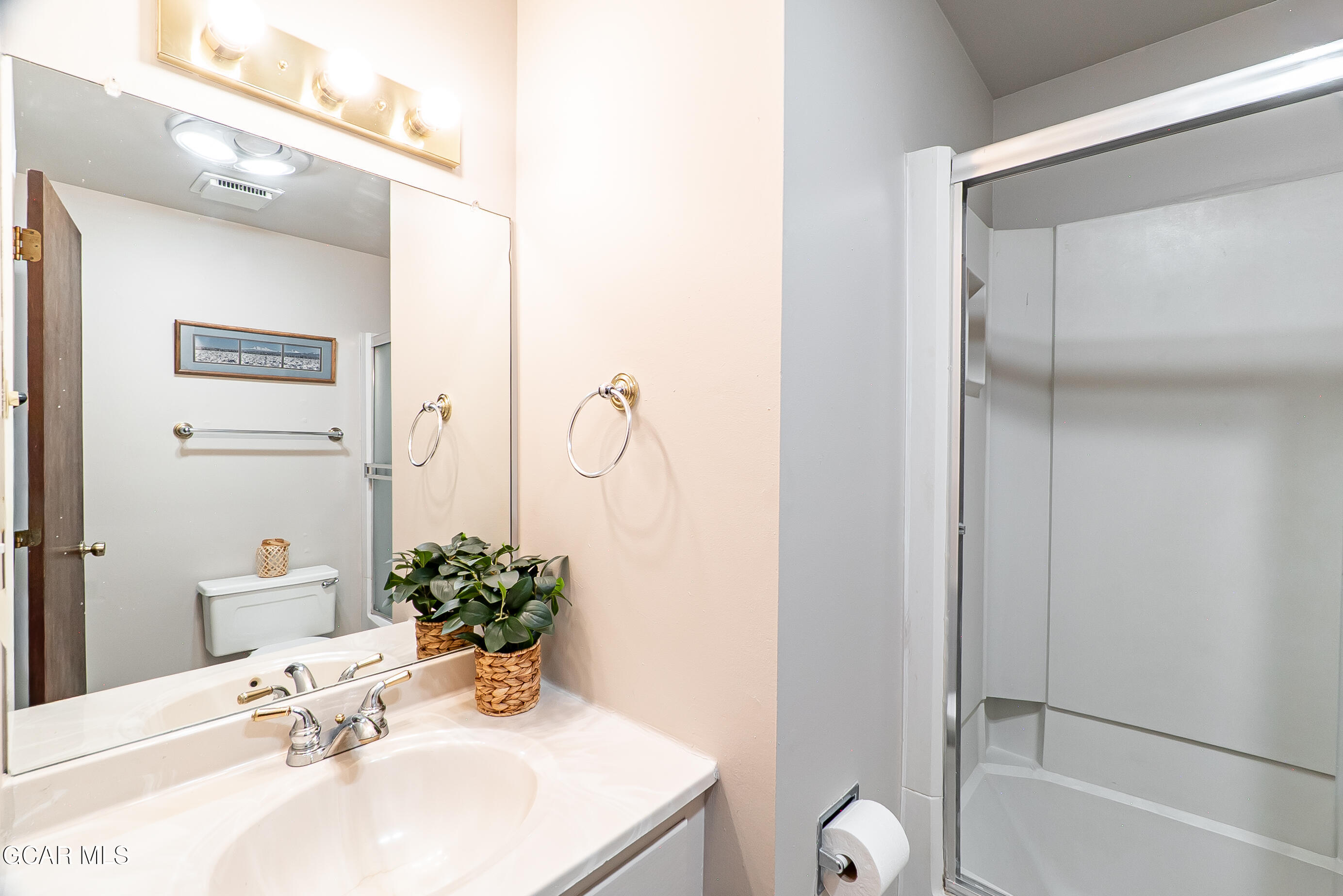 520 Kings Crossing Road, Unit B304 Winter Park, CO 80482 - Photo 18 of 34 Bathroom 1