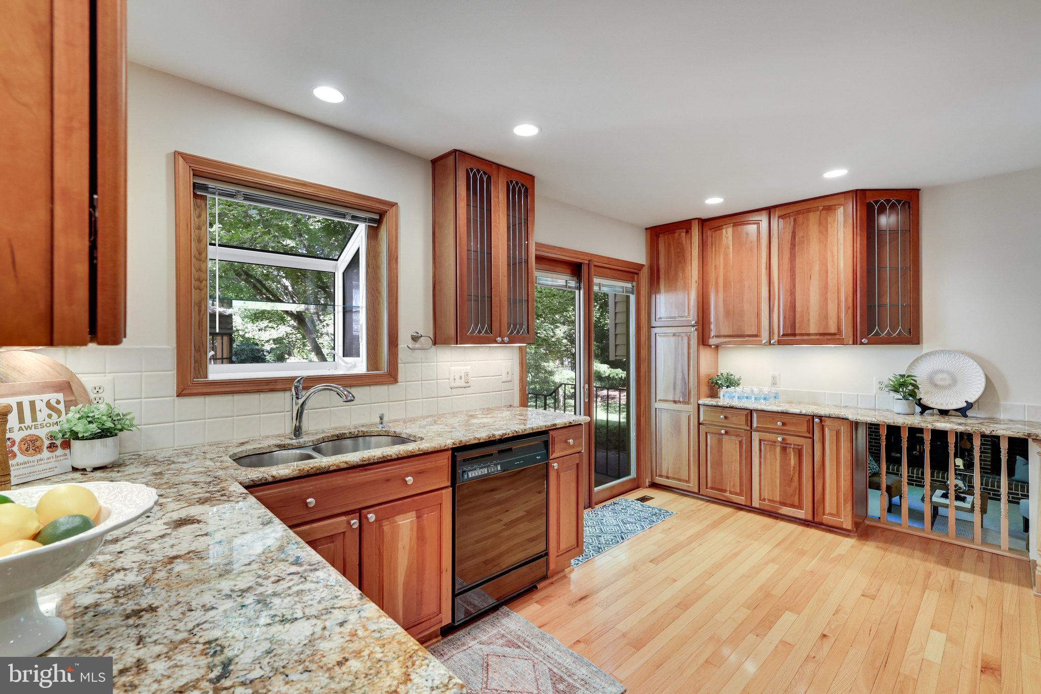 1902 Buckthorn Lane Reston, VA 20191 - Photo 19 of 72