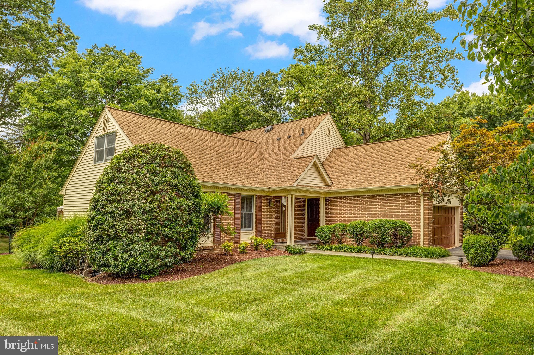 1902 Buckthorn Lane Reston, VA 20191 - Photo 3 of 72