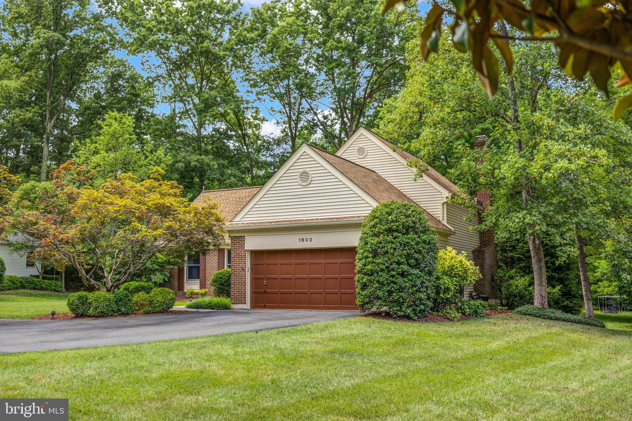 1902 Buckthorn Lane Reston, VA 20191 - Photo 4 of 72