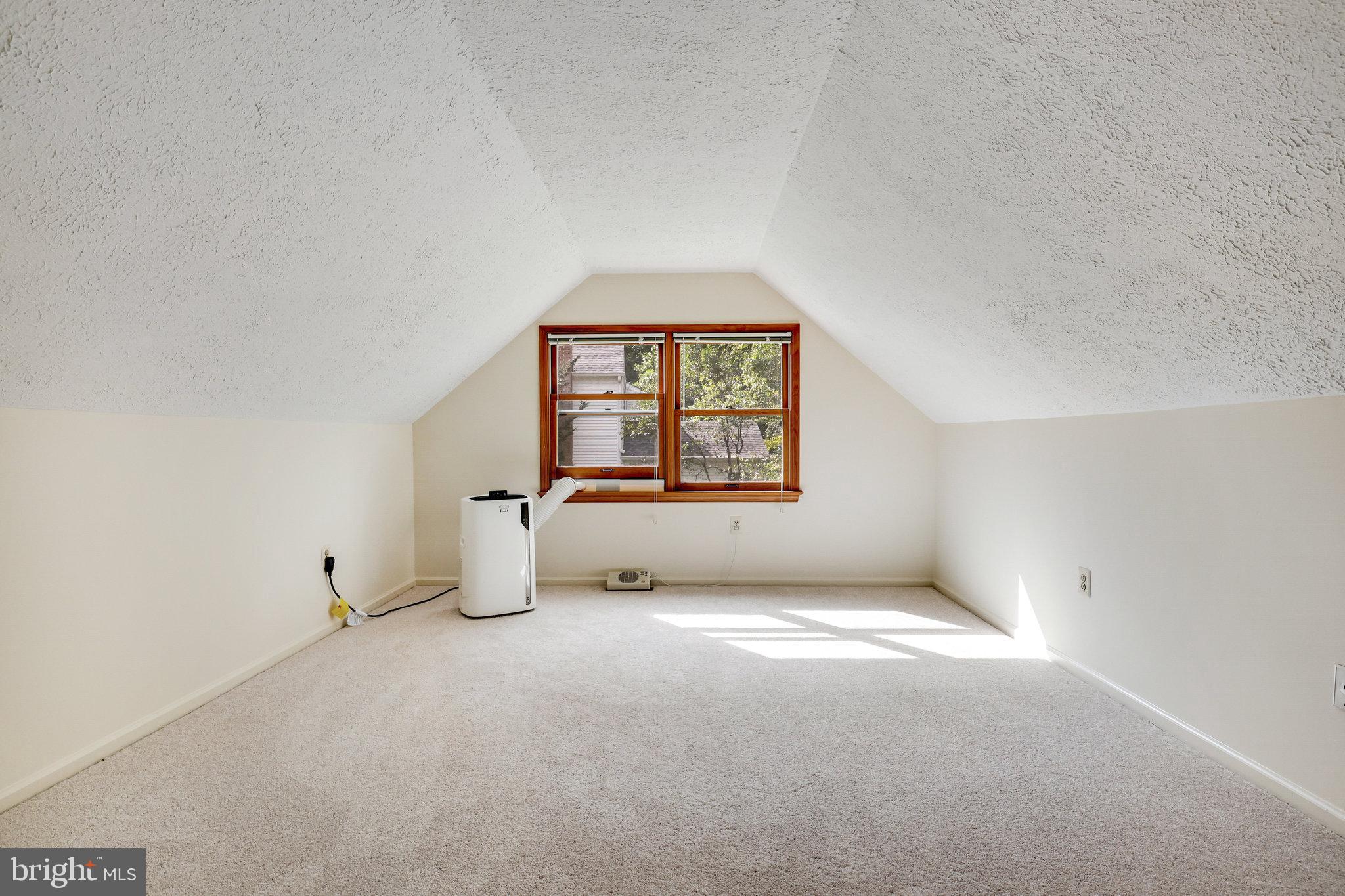 1902 Buckthorn Lane Reston, VA 20191 - Photo 54 of 72