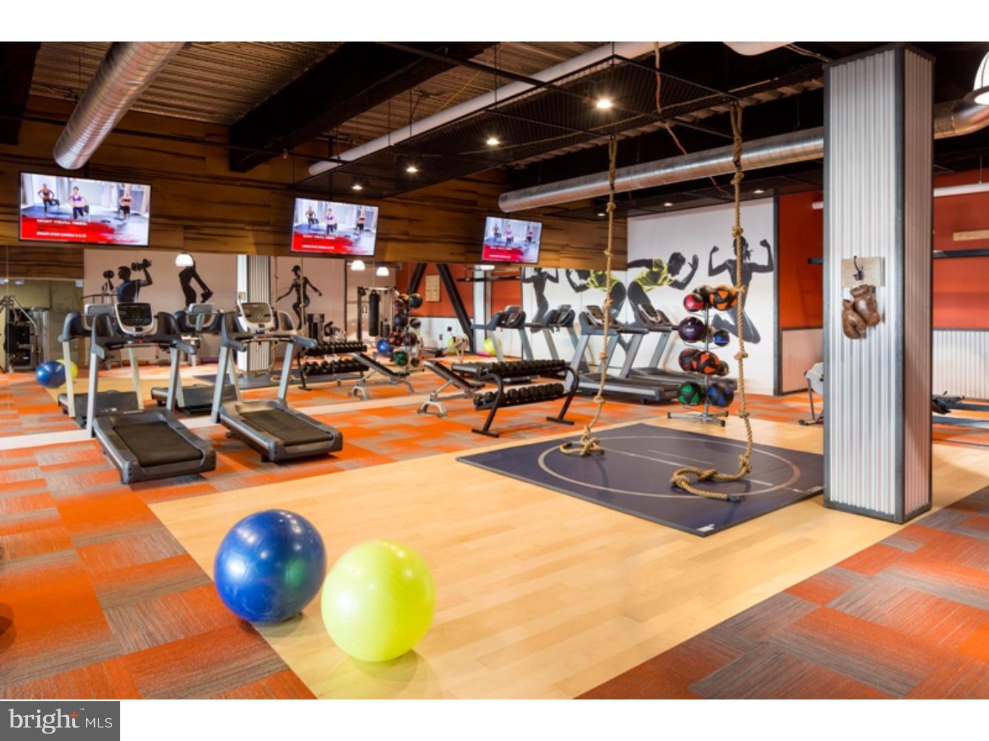 1900-20 Arch Street, Unit 422 Philadelphia, PA 19103 - Photo 23 of 30 a view of a room with gym equipment
